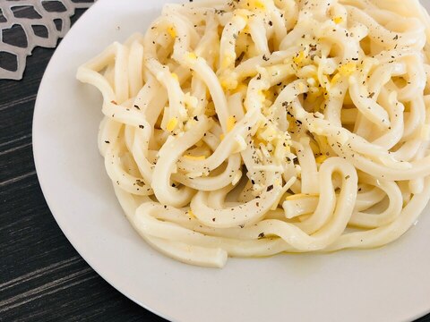 バジルとチーズのイタリアうどん